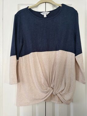 Market & Spruce Navy and Beige Colorblock Knot Front Top